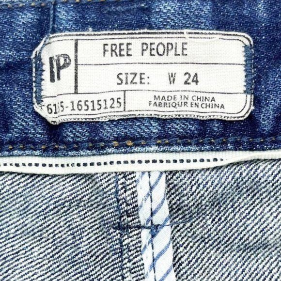 Free People Cut Off Jean Shorts Distressed Size 24 - Picture 8 of 10